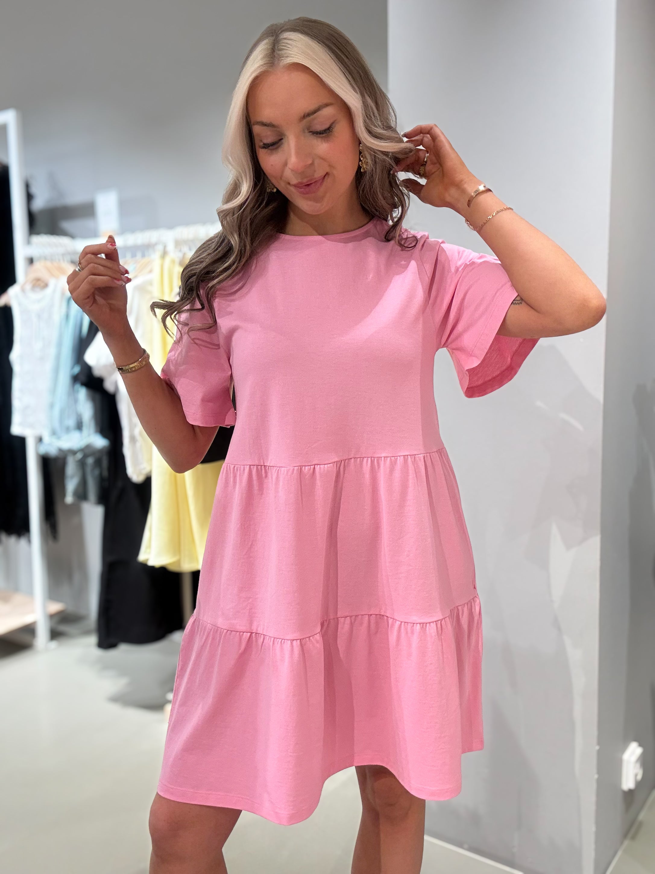 VISUMMERA Short Dress - Begonia Pink